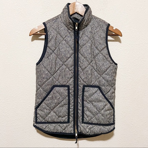 J. Crew Factory Jackets & Blazers - J.Crew Factory Quilted Herringbone Puffer Vest XXS